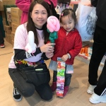Genie Face painting and balloons: birthday parties hong kong childrens shows magic juggling functions birthdays party hong kong 生日會派對、小丑、扭汽球、­雜耍雜技, 舞蹈  遊戲, 小丑扭汽球、雜耍雜技