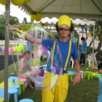 Jan The Amazing: birthday parties hong kong childrens shows magic juggling functions birthdays party hong kong 生日會派對、小丑、扭汽球、­雜耍雜技, 舞蹈  遊戲, 小丑扭汽球、雜耍雜技