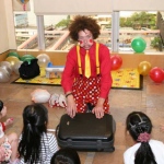 Jan the Amazing: birthday parties hong kong childrens shows magic juggling functions birthdays party hong kong 生日會派對、小丑、扭汽球、­雜耍雜技, 舞蹈  遊戲, 小丑扭汽球、雜耍雜技