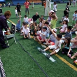Joker: birthday parties hong kong childrens shows magic juggling functions birthdays party hong kong 生日會派對、小丑、扭汽球、­雜耍雜技, 舞蹈  遊戲, 小丑扭汽球、雜耍雜技