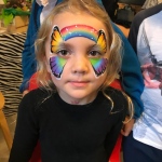 Facepainter Beatrice: birthday parties hong kong childrens shows magic juggling functions birthdays party hong kong 生日會派對、小丑、扭汽球、­雜耍雜技, 舞蹈  遊戲, 小丑扭汽球、雜耍雜技